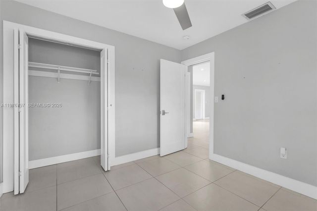 1577 NE 48th Ct, Oakland Park, FL 33334