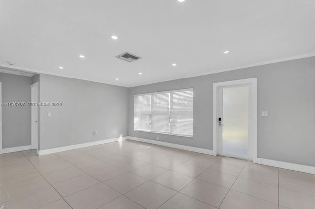 1577 NE 48th Ct, Oakland Park, FL 33334