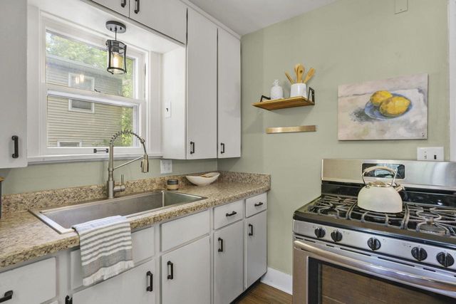 30 Powers Avenue, Madison, WI 53714