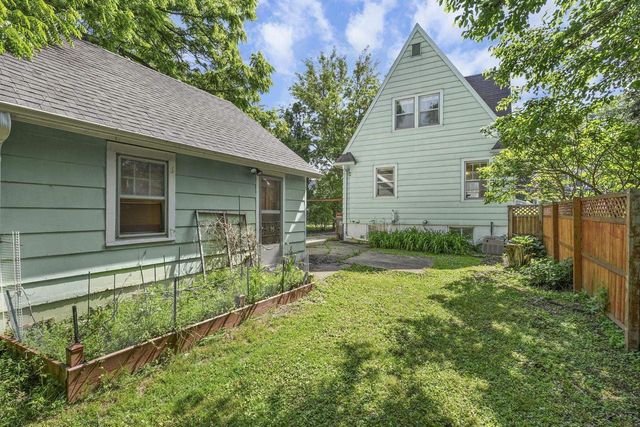 30 Powers Avenue, Madison, WI 53714