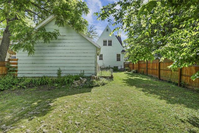 30 Powers Avenue, Madison, WI 53714