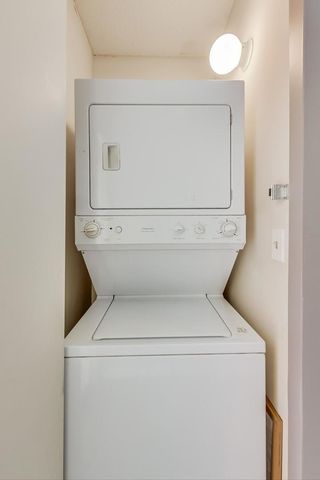 222 N Columbus Drive 1601, Chicago, IL 60601