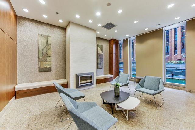 222 N Columbus Drive 1601, Chicago, IL 60601