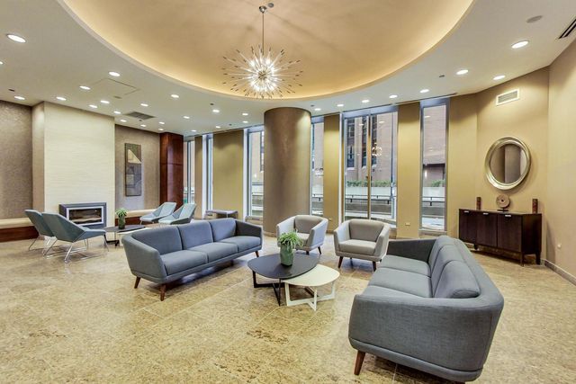 222 N Columbus Drive 1601, Chicago, IL 60601