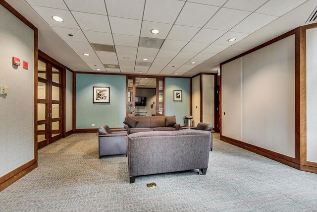 222 N Columbus Drive 1601, Chicago, IL 60601