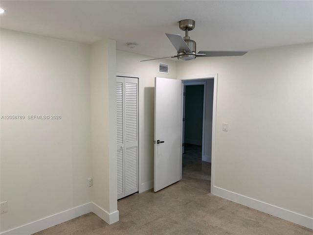 15410 SW 82nd Ln 821, Miami, FL 33193
