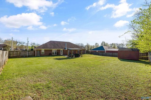 107 Cedar Glen Drive, Huntsville, AL 35811