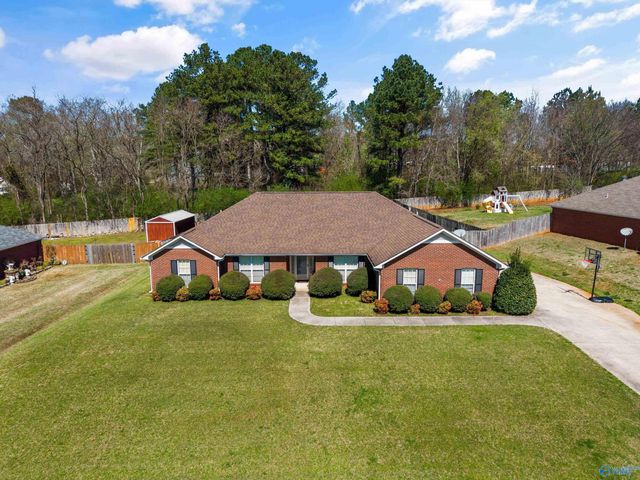107 Cedar Glen Drive, Huntsville, AL 35811