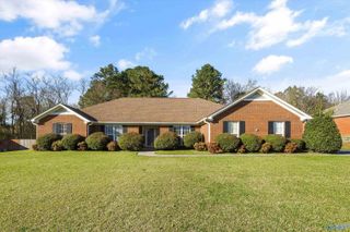 107 Cedar Glen Drive, Huntsville, AL 35811