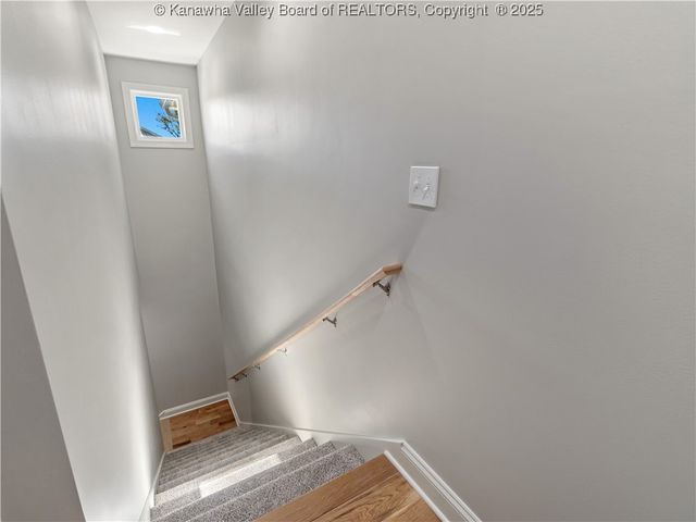 45 Jordon Drive, Winfield, WV 25213