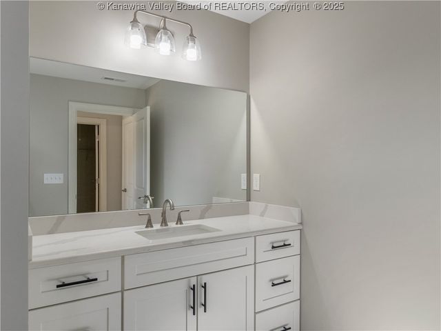 45 Jordon Drive, Winfield, WV 25213