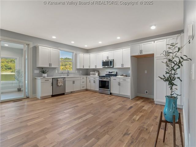 45 Jordon Drive, Winfield, WV 25213