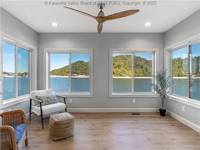 45 Jordon Drive, Winfield, WV 25213