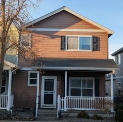 606 Blue Moon Drive, Central Point, OR 97502