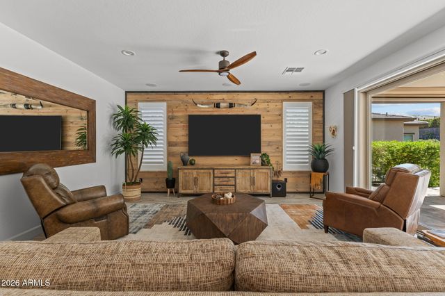 3267 BUCKAROO Court, Wickenburg, AZ 85390