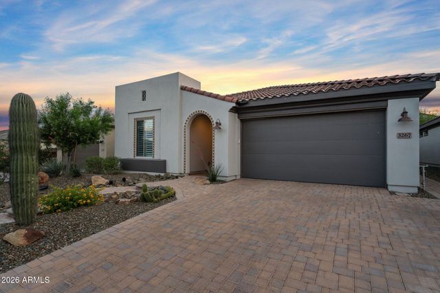 3267 BUCKAROO Court, Wickenburg, AZ 85390