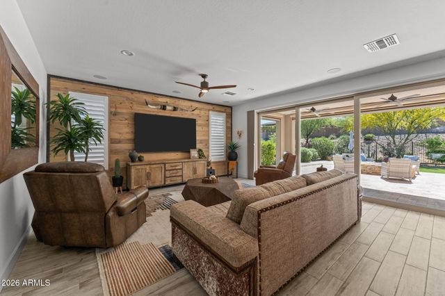 3267 BUCKAROO Court, Wickenburg, AZ 85390