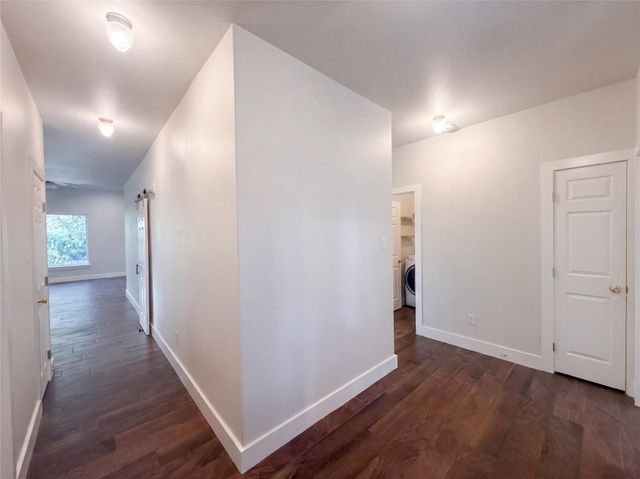 50 Whispering Valley DR, Wimberley, TX 78676