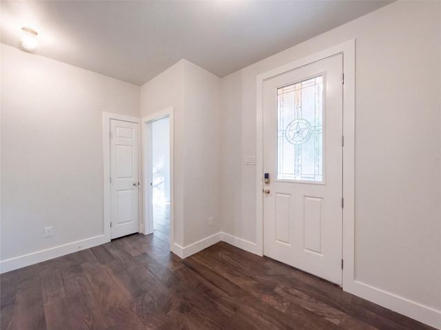 50 Whispering Valley DR, Wimberley, TX 78676