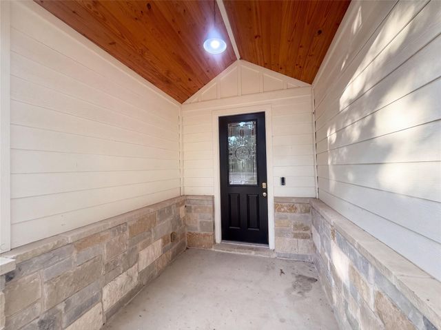50 Whispering Valley DR, Wimberley, TX 78676