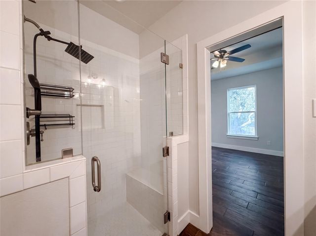 50 Whispering Valley DR, Wimberley, TX 78676