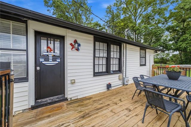 152 Beach Drive, Lake Tapawingo, MO 64015
