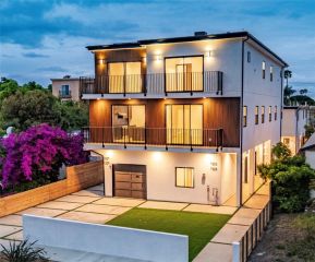 1527 Carmelina Avenue 1/2, Los Angeles, CA 90025