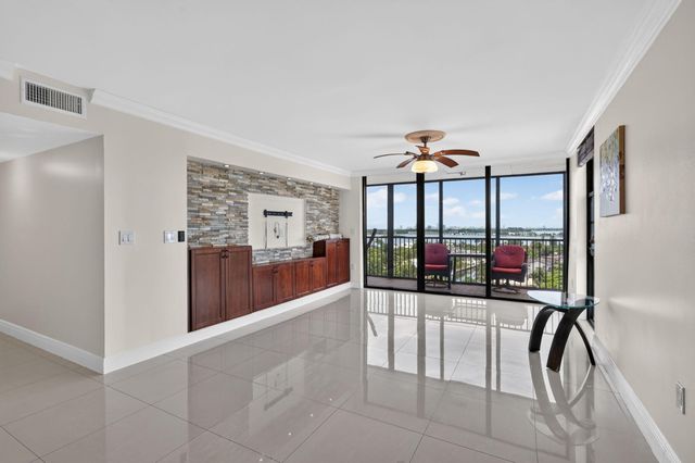 2500 NE 135TH Street C1011, North Miami, FL 33181