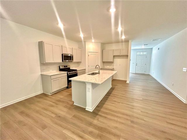 5372 Heron Bay Boulevard, Locust Grove, GA 30248