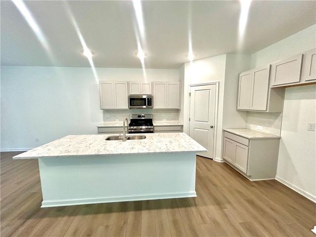 5372 Heron Bay Boulevard, Locust Grove, GA 30248