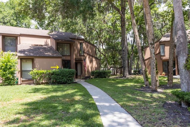 20 BROADMORE CIRCLE, Palm Coast, FL 32137