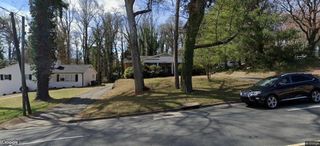 3268 Robinhood Road, Winston-salem, NC 27106