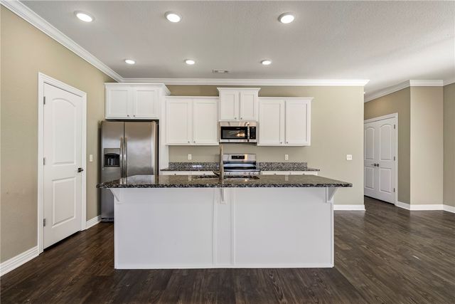 121 Carrington Avenue A, Lowell, AR 72745