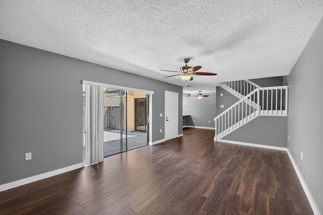 2409 24TH Way, West Palm Beach, FL 33407