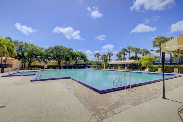 2409 24TH Way, West Palm Beach, FL 33407