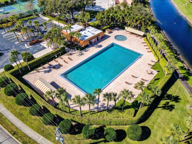 2409 24TH Way, West Palm Beach, FL 33407