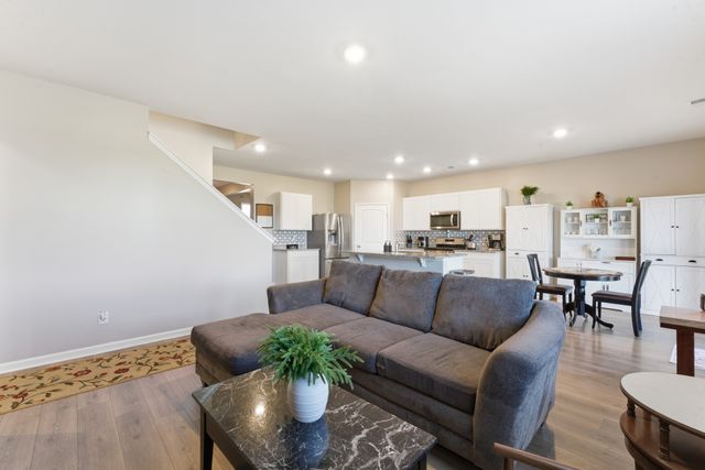 126 William Dylan Dr, Murfreesboro, TN 37129