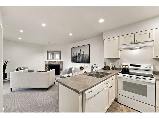 3745 Birchwood Dr 34, Boulder, CO 80304