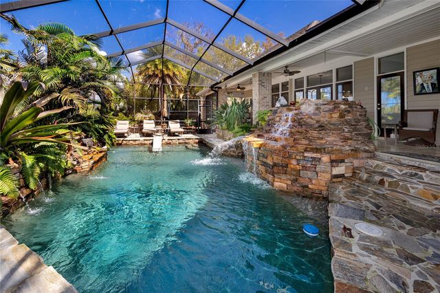 2780 LONG PUTT COURT, Palm Harbor, FL 34683