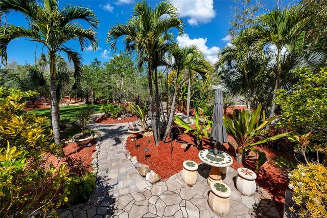 2780 LONG PUTT COURT, Palm Harbor, FL 34683