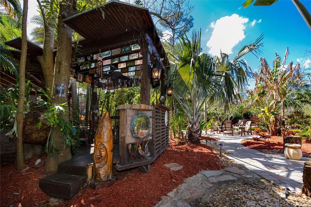 2780 LONG PUTT COURT, Palm Harbor, FL 34683