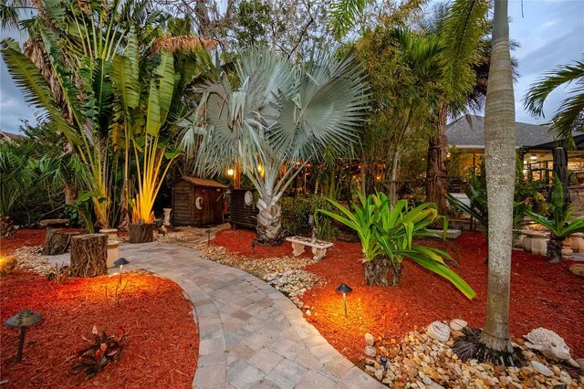 2780 LONG PUTT COURT, Palm Harbor, FL 34683