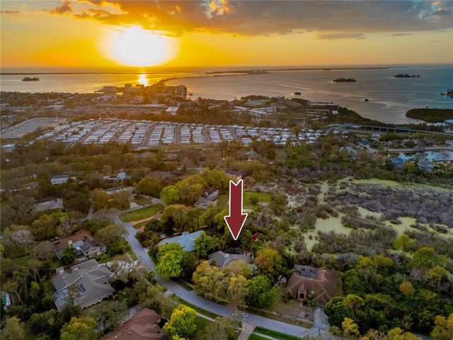 2780 LONG PUTT COURT, Palm Harbor, FL 34683