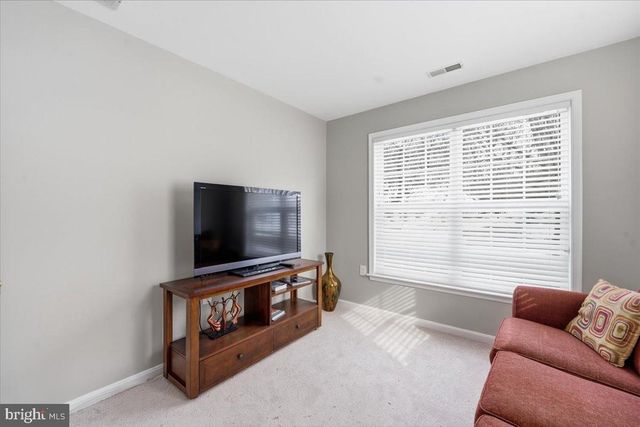 192 FEDERAL POINT BLVD, Lawrenceville, NJ 08648