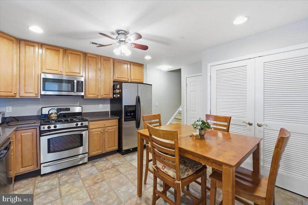 Image 11 of property listing at 192 FEDERAL POINT BLVD, Lawrenceville, NJ 08648