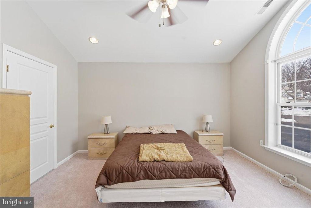 Image 17 of property listing at 192 FEDERAL POINT BLVD, Lawrenceville, NJ 08648