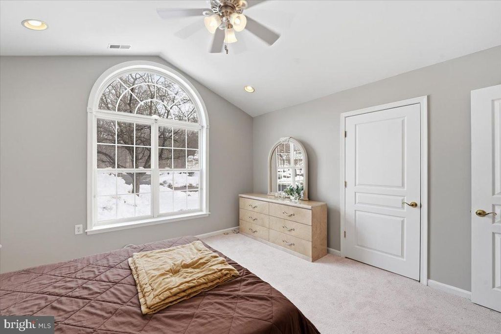 Image 18 of property listing at 192 FEDERAL POINT BLVD, Lawrenceville, NJ 08648