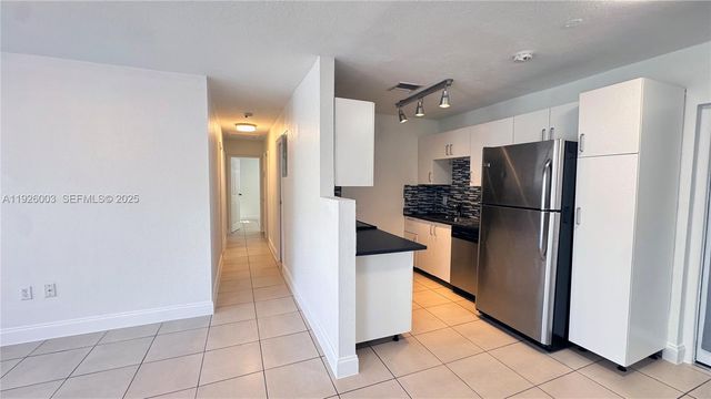 1400 N 70th Way 1, Hollywood, FL 33024