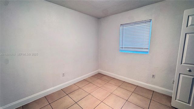 1400 N 70th Way 1, Hollywood, FL 33024