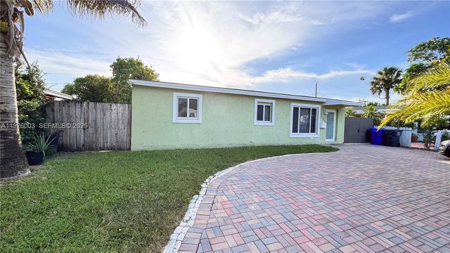 1400 N 70th Way 1, Hollywood, FL 33024